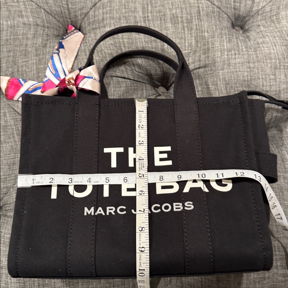 Marc Jacobs The Tote Bag Medium Canvas Black Tote Bag Crossbody NWT - Picture 17 of 17